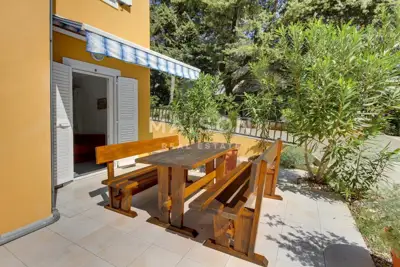 Haus, Mali Lošinj, Kiefernwald und Meeresnähe - 13