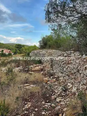 Building plot 1,225 m², Vis - quiet area - 7