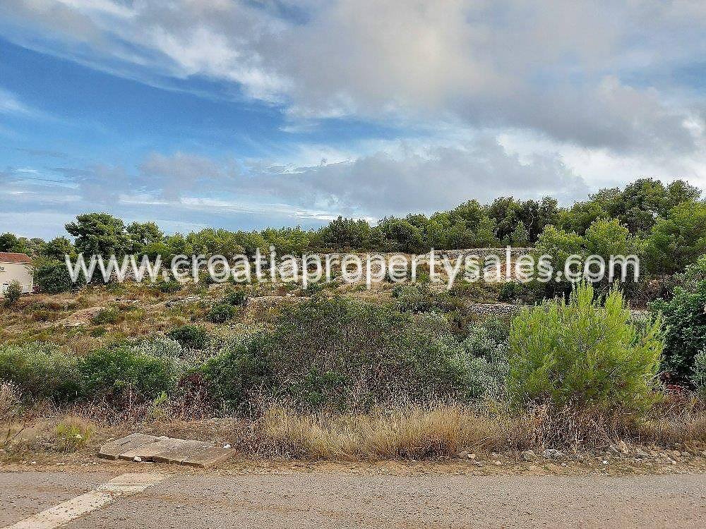 Grundstück, Otok Vis, 1 225 m², 110 250 €