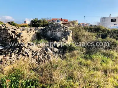 House, Brač, 95 m², 130 000 € - 4