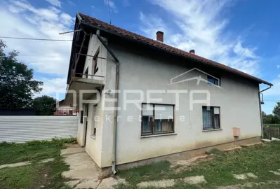 Haus 1.137 m², Martijanec - Anwesen mit Wirtschaftsgebäuden