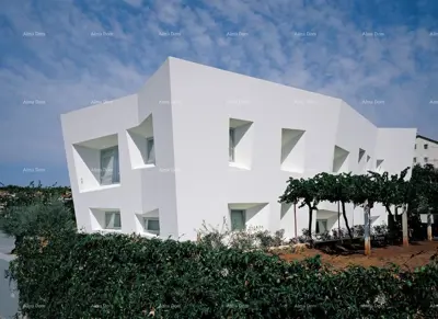 Commercial building, Pula Veruda, sea view