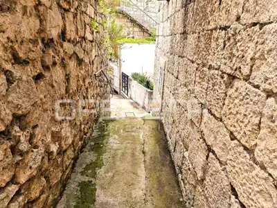 Kuća u Korčuli, centar grada i autentičan mediteranski šarm - 17