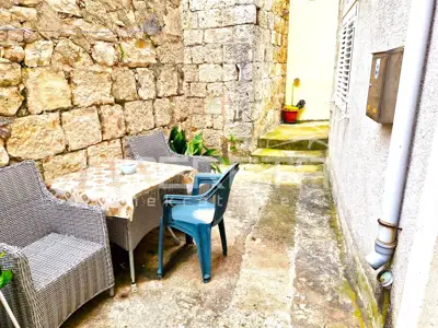 Kuća u Korčuli, centar grada i autentičan mediteranski šarm - 3