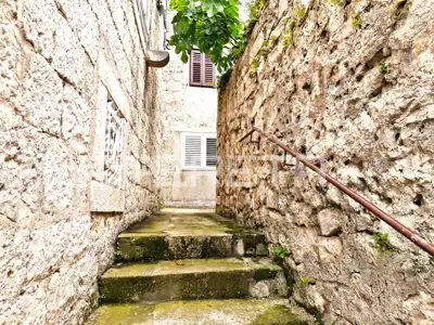 Kuća u Korčuli, centar grada i autentičan mediteranski šarm - 18