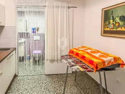 Commercial space 31.78 m², Zaprešić Centar - storefront and high-traffic location - 6