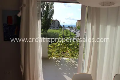 House in Omiš, center, close to amenities and the sea