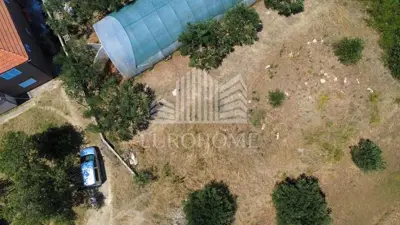 TOP PRILIKA! Trosoban stan, vrt, vlastiti bazen, PAKOŠTANE - 15