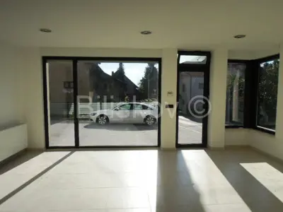 Gewerberaum 93 m², Samobor Zentrum, seltene Lage - 6