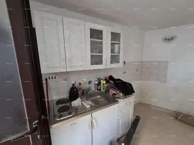 Kuća 62 m², Ližnjan - miran dio, okućnica 108 m² - 3