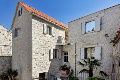 Steinhaus 185 m², Trogir - nahe dem Zentrum, Terrasse mit Whirlpool - 19