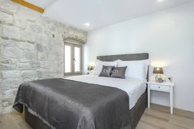 Steinhaus 185 m², Trogir - nahe dem Zentrum, Terrasse mit Whirlpool - 12