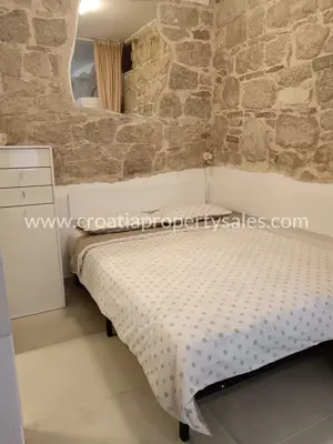 Studio apartment 20 m², Split - old town, walking distance - 4