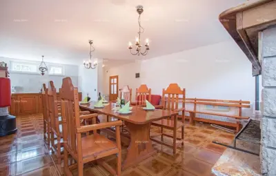 House 409 m², Vodnjan - quiet neighborhood and indoor pool - 9