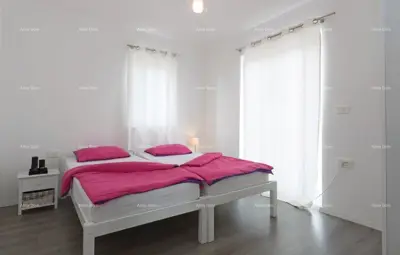 House 409 m², Vodnjan - quiet neighborhood and indoor pool - 5
