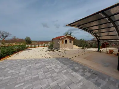 House for sale in Marčana, 320 m² - 4