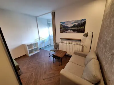 Stan 35 m², Varaždin Centar - moderno namješten