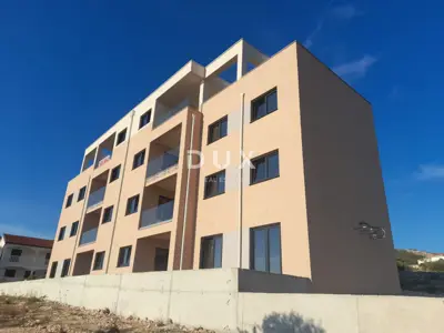 Apartment 87.5 m², Primošten - 2 bedrooms, loggia