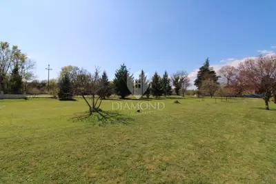 Building plot 1,238 m², Kršan - flat and regular - 4