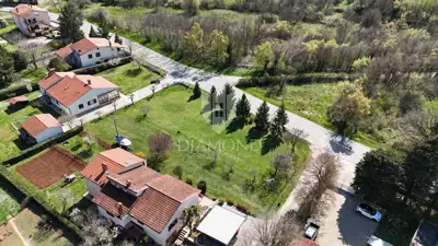 Building plot 1,238 m², Kršan - flat and regular - 6