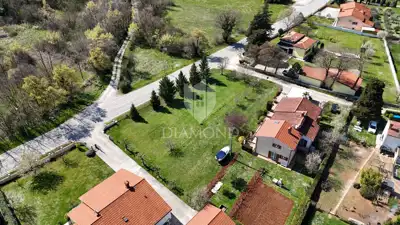Building plot 1,238 m², Kršan - flat and regular - 7