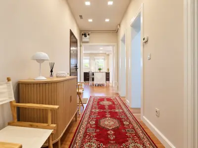 Stan 190 m², Remete - terasa i pogled na zelenilo - 9