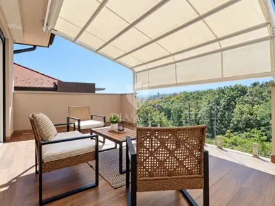 Stan 190 m², Remete - terasa i pogled na zelenilo - 3