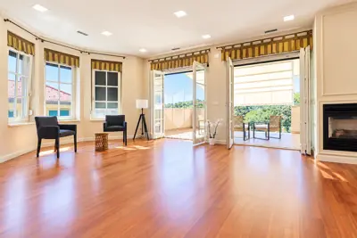 Stan 190 m², Remete - terasa i pogled na zelenilo - 5