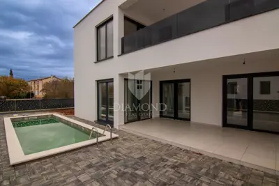 House for sale in Malinska - Okolica, 170 m²