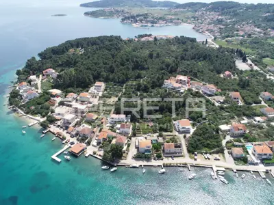 Building land 952 m², Lumbarda, 100 m from the sea