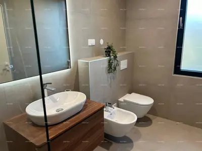 Modern house with pool for sale, Rovinjsko selo - 13