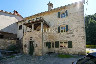 House 200 m², Gračišće - pool and complete privacy - 2