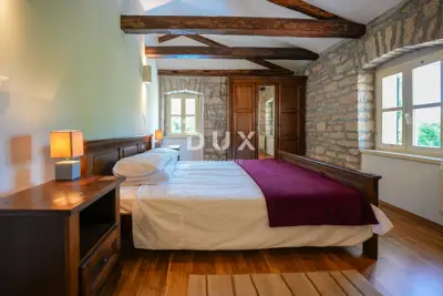 House 200 m², Gračišće - pool and complete privacy - 17