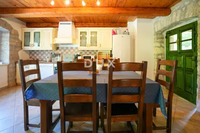 House 200 m², Gračišće - pool and complete privacy - 21