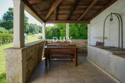 House 200 m², Gračišće - pool and complete privacy - 20