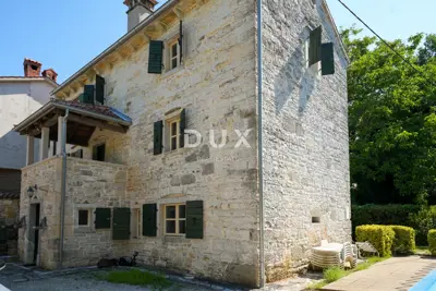 House 200 m², Gračišće - pool and complete privacy - 4