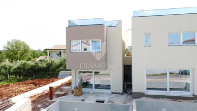 Poreč, surrounding area, modern house with a pool and a roof terrace - 3