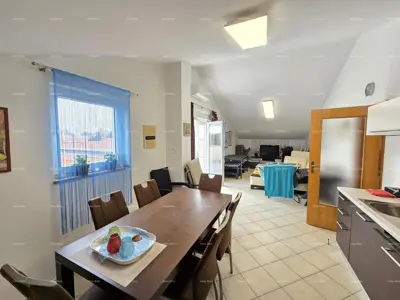 Wohnung in Medulin, 800 m vom Zentrum und vom Strand entfernt, Terrasse - 5