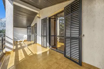 Kuća 312 m², Ližnjan - 3 stambene jedinice - 11