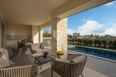 Vila 208 m², Poreč - bazen i uređeni vrt - 2