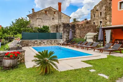Oprtalj, house 139 m² with enchanting views! - 15