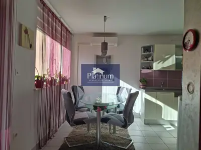 Apartment 72 m², Monvidal - 2 rooms, loggia and elevator - 4
