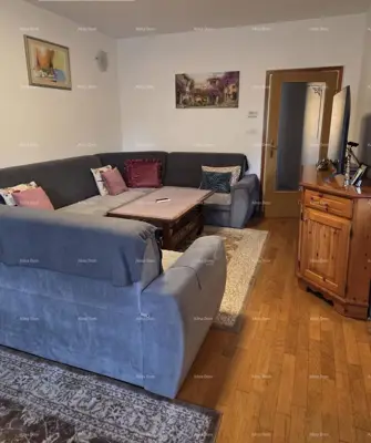 Wohnung 84 m², Zentrum von Umag - 2 Schlafzimmer, Balkon - 2