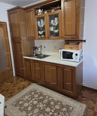 Wohnung 84 m², Zentrum von Umag - 2 Schlafzimmer, Balkon - 3