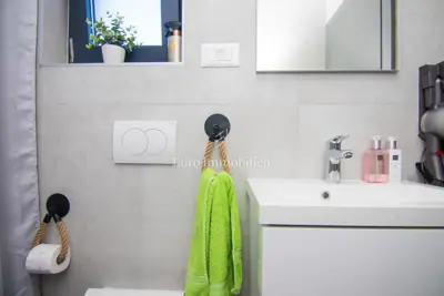 Malinska - moderno uređena dvojna kuća, 700 m od mora - 19