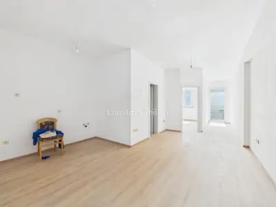 Stan 44 m², Pula - Gregovica, renoviran i spreman za useljenje
