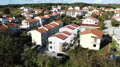 Stan 55,60 m², Žminj - 1 spavaća soba, loggia i terasa - 5