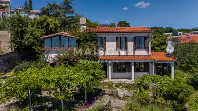 House 350 m², Pobri - privacy and greenery