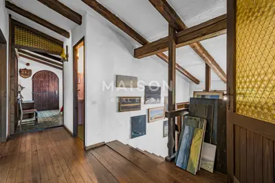 Kuća 350 m², Pobri - privatnost i zelenilo - 11