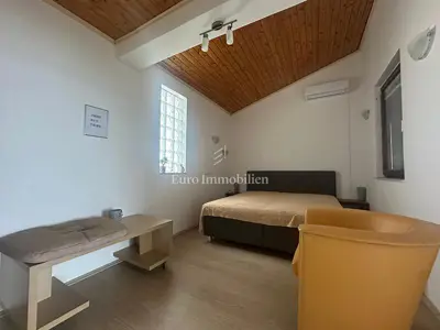 Haus zum Kauf in Podaca, 278 m² - 10